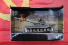 images/productimages/small/Soviet T-72 Forces of Valor 85215 1;72 voor.jpg